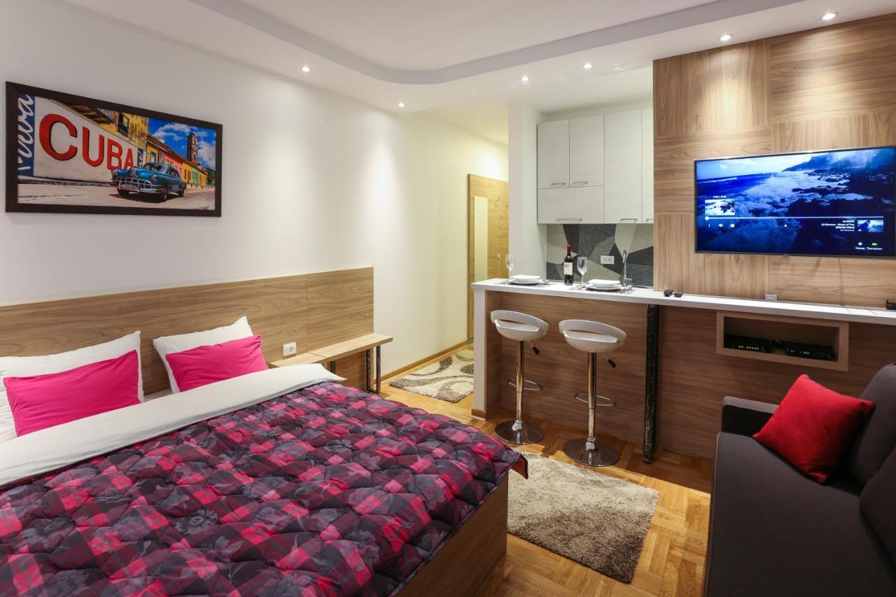 Apartment Promenada 30 Novi Sad Luaran gambar