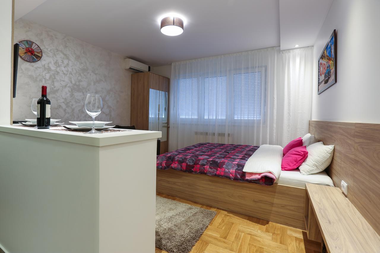 Apartment Promenada 30 Novi Sad Luaran gambar